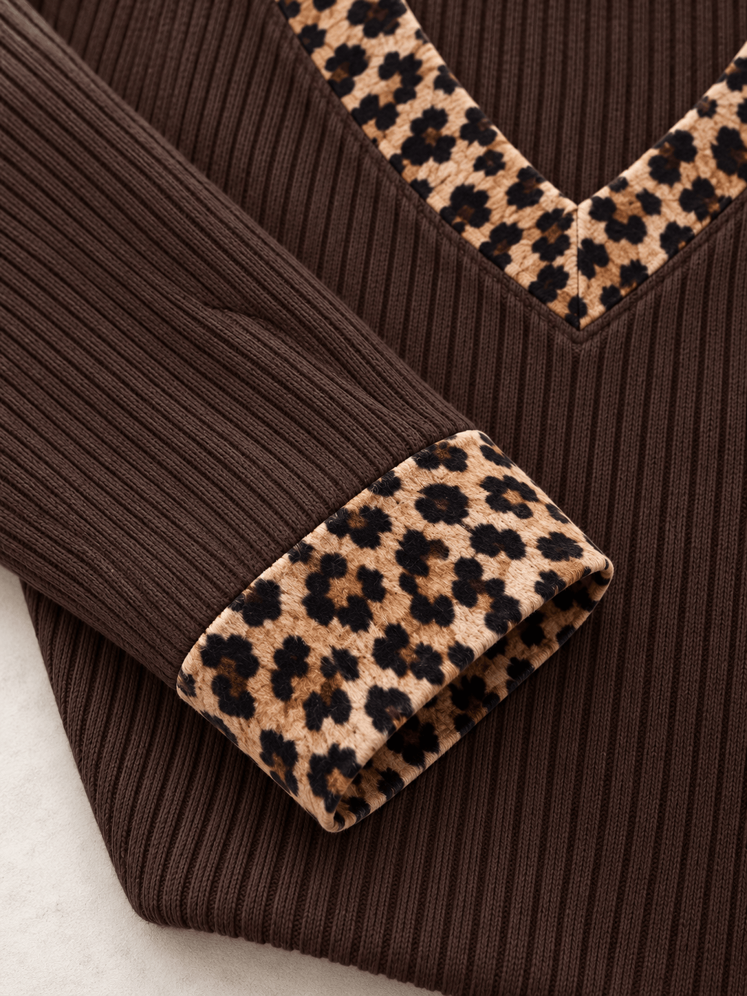 Women’s Leopard-Trim Ribbed V-Neck Long Sleeve Top